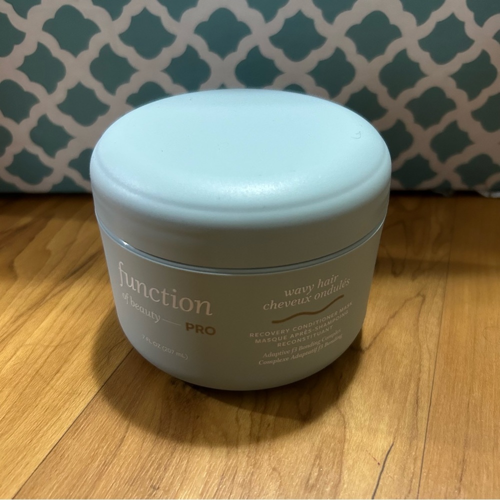 Function of Beauty Pro Wavy Hair Mask